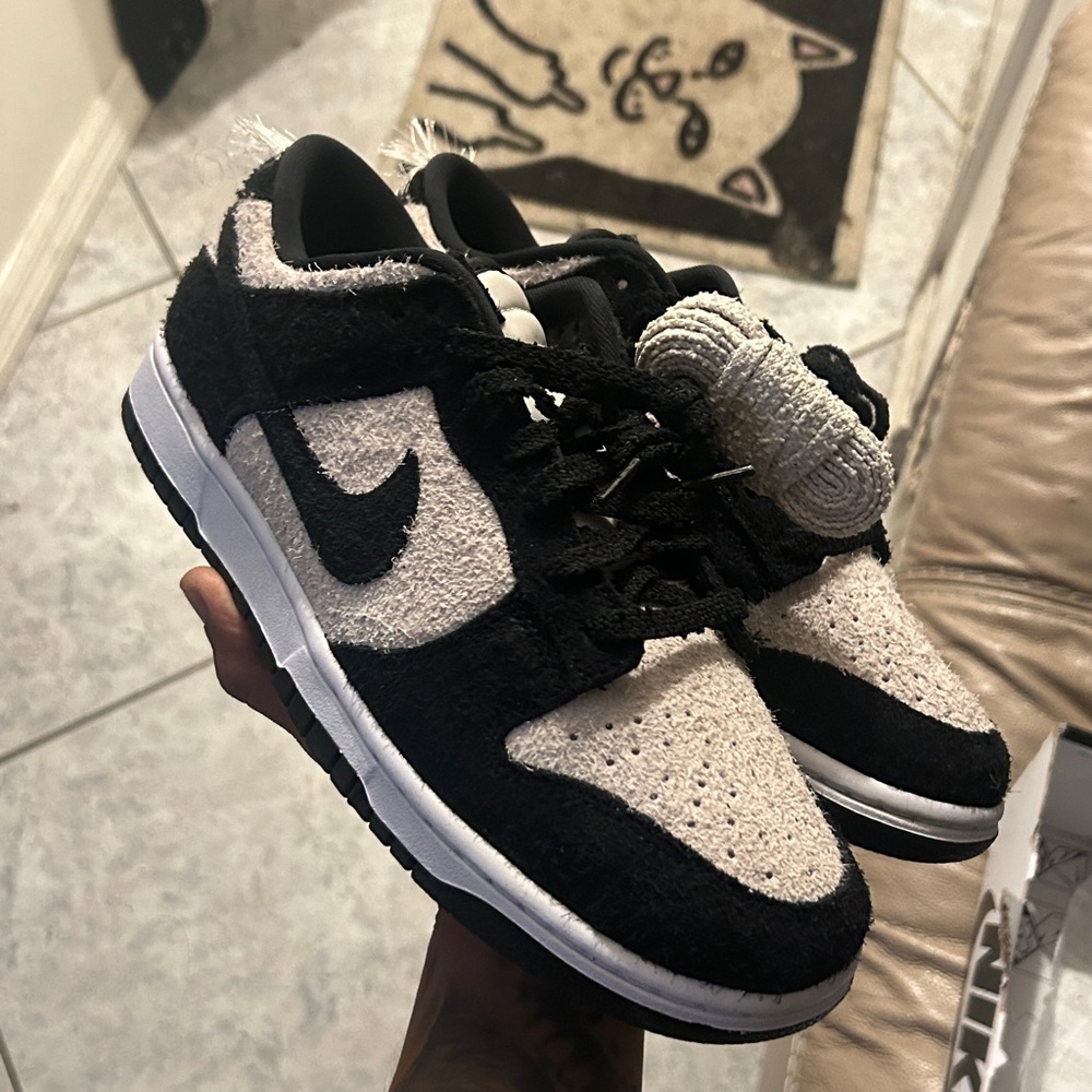Nike Black and Cream Textured Sneakers